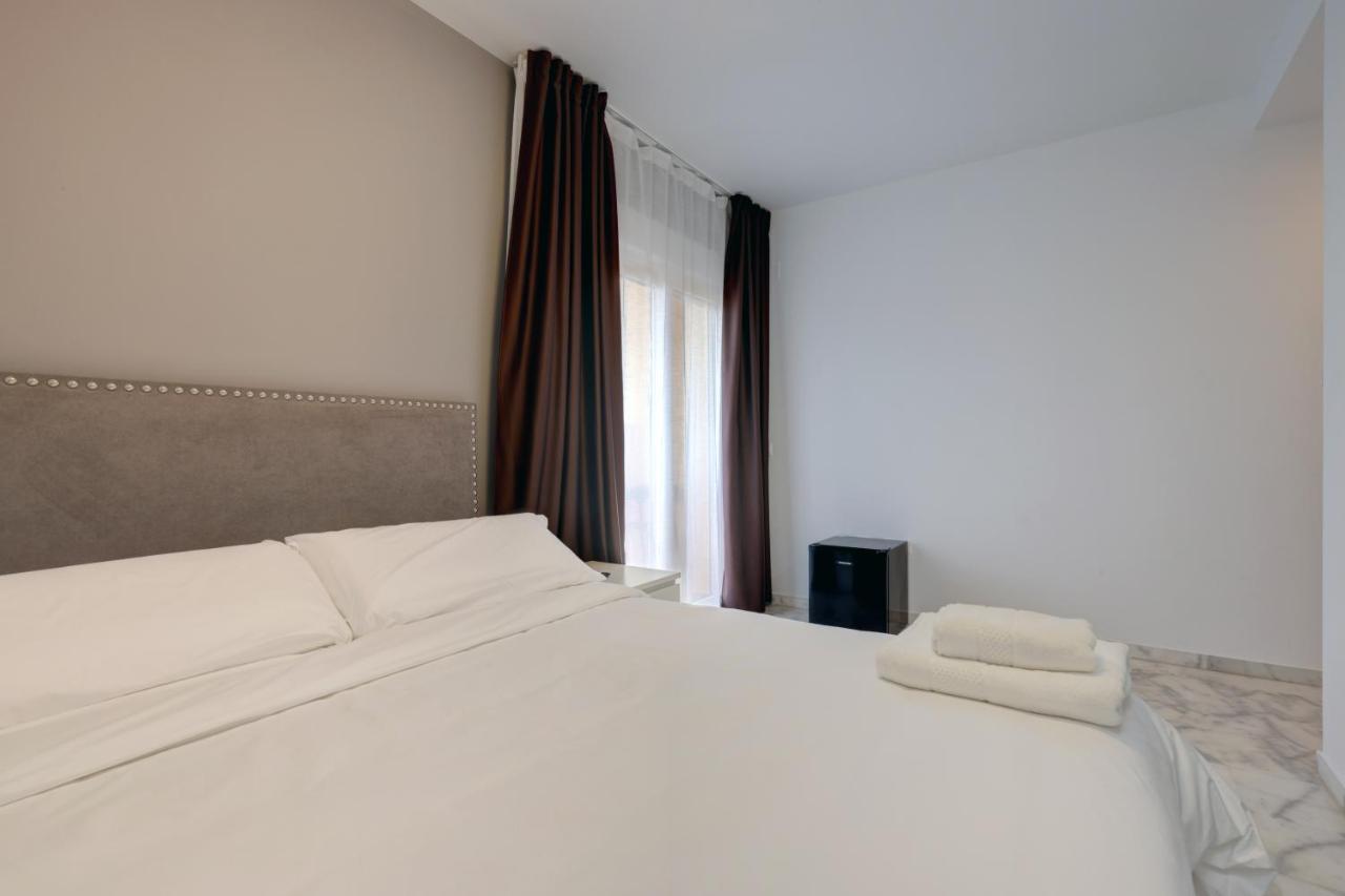 Hostal 37 Эстепона Экстерьер фото